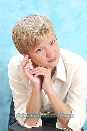 73041 - Svetlana Age: 44 - Russia