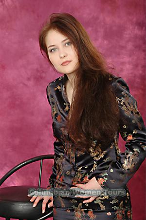 77488 - Nina Age: 26 - Russia