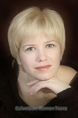 78425 - Elena Age: 37 - Russia