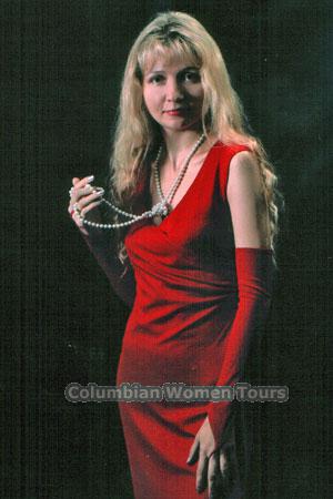 78921 - Yulia Age: 34 - Russia