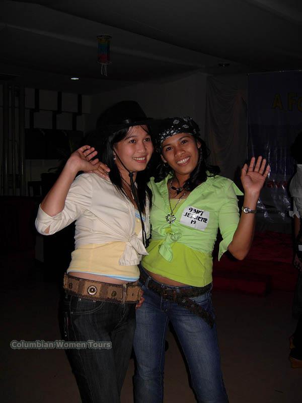 Philippine-Women-8230