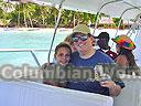 cartagena-women-boat-1104-16
