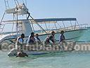 cartagena-women-boat-1104-40