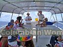 cartagena-women-boat-1104-57