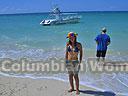 cartagena-women-boat-1104-59